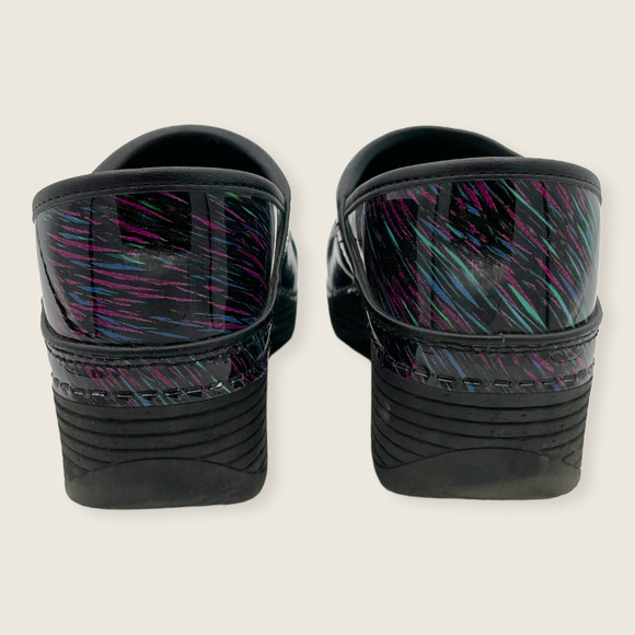 Dansko LT Pro Wavy Lines Purple Blue Black Patent Comfort Clogs 37 6.5 - 7 - Picture 4 of 9